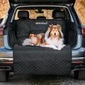 Rudelkönig Kofferraumschutz Hund mit Ladekantenschutz - Wasserabweisend & Kratzfest - Gesteppte Auto Hundedecke mit Tasche - Universale Kofferraum Schutzmatte für Hunde