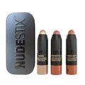 NUDESTIX Soft & Warm Nudes Mini 3er Set – Multi-Use Make-up Sticks für Gesicht, Augen & Lippen – Blush, Bronzer & Highlighter – Natürlicher Glow, Reisegröße mit Spiegel Dose