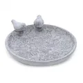 Spetebo Beton Vogeltränke in grau mit Ornamenten - 24 cm - Vogelbad aus Stein mit Relief Muster - Gartendeko Wassertränke mit Vogel Figur Vogelbrunnen