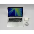 Apple MacBook Air Retina 13,3“ i3 1,1 Ghz 256 GB SSD 8 GB Ram SILBER 2020