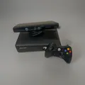 Microsoft Xbox 360 S - 250 GB - Glossy Schwarz - Kinect - Wireless Controller