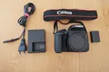 Canon EOS 800D 24.2MP Digital SLR Kamera - Schwarz