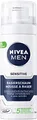 NIVEA MEN Sensitive Rasierschaum im 10er Pack (10 x 50 ml), Rasierschaum in der praktischen Reisegröße, schonender Rasierschaum für Herren