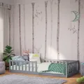 Bellabino Vere Bodenbett 90x200 cm – Montessori Kinderbett mit Rausfallschutz & Lattenrost – Massives Kinder Bett für Jungen & Mädchen aus Holz Kiefer – Kleinkindbett in Hellgrau