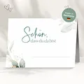 50 Tischkarten für deine Hochzeit | Eukalyptus türkis - Premium Platzkarte " schön dass du da bist" im Set, Sitzplatzkarte, Design Namenskarte für Gäste
