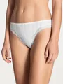 CALIDA Slip Etude Toujours Nadelstreifen-Optik, florale Spitze, Regular-Cut, Jacquard, elastisch