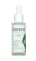LAVERA BARRIER BALANCE Gesichtsserum mit Präbiotika und Bio-Grüntee
