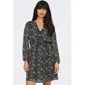 Druckkleid ONLY "ONLCERA 3/4 SHORT DRESS WVN NOOS", Damen, Gr. M, N-Gr, schwarz (schwarz aop:shana grafic), Jersey, Obermaterial: 100% Polyester, bedruckt, regular fit kniefrei, V-Ausschnitt, elastischer Bund, Kleider Druckkleid, Sommerkleid