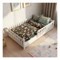 Juskys Kinderbett Naya 120x200 cm - Bett mit Rausfallschutz & Lattenrost - Holz Bodenbett Kinder Weiß