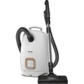 Miele Bodenstaubsauger Guard L1 Performance mit ComfortFit, Nachfolger Complete C3 Starlight, 700 W, mit Beutel, Spart Energie dank speziellem Gebläse, Premium Design, HEPA AirClean weiß