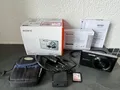Sony Cyber-shot DSC-W830 20.1MP Full-HD Digitalkamera schwarz + 16GB SD, Etui
