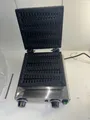 Hendi Profi Waffeleisen Edelstahl Gastro Waffle Maker 212165 B-Ware. Top Preis