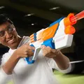 Hasbro NERF N SERIES STRIKEBACK, Blaster, Magazin 6 Darts, 12-Dart-Aufbewahrung