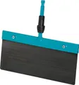 Gardena combisystem-Stoßscharre 30 | Arbeitsbreite 30 cm | mit Federstahl-Blatt
