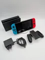 Nintendo Switch Konsole V1 - Unpatched - XAJ700065 - Blau Rot - Kabel - Joy Cons
