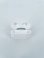 Apple AirPods Pro 2. Generation Kopfhörer MagSafe LADECASE A2700   siehe Hinweis