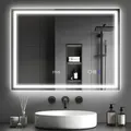 HOMCOM LED-Badezimmerspiegel, Anti-Beschlags-Pad, 3 Lichtfarben, Uhr