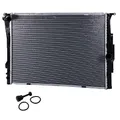 BESTPRICE 1x Motorkühler Wasserkühler für PKW mit Schaltgetriebe Kompatibel mit BMW 1 (E81), 1 (E87), 1 Cabriolet (E88), 3 (E90), 3 Touring (E91), X1 (E84)