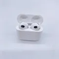 Apple AirPods (3. Generation) mit Lightning-Ladecase
