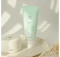 Beauty of Joseon Gesichts-Reinigungsschaum GREEN PLUM REFRESHING CLEANSER, für trockene Haut, bewahrt die natürliche Feuchtigkeit