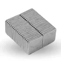 STRONG MAGNETS Neodym Würfel-Magnet - Extra stark - 20 Stück - 10mm x 10mm x 1,2mm - Für Magnettafel, Kühlschrank, Whiteboard, Pinnwand, Büro