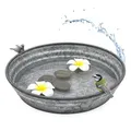 Spetebo Vogeltränke aus Metall in silber antik Optik - 36 x 6 cm - Vogelbad verzinkt rund mit Deko Figuren - Gartendeko Vogelbrunnen Wassertränke Miniteich Zierteich Blumenschale mit Vogel Figur