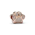 PANDORA Funkelnder Pfotenabdruck Charm aus 14 Karat rosévergoldeter Metalllegierung mit Zirkonia - Kompatibel mit PANDORA Moments Armbänder