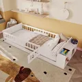 Kinderbett mit Lattenrost und Zaun (90x200 cm) Rausfallschutz, Stauraum, Einzelbett, Holzbett, Kiefer - Weiß