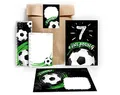 12 Einladungskarten zum 7. Kindergeburtstag siebte Geburtstag Jungen Fussball Fußball incl. 12 Umschläge, 12 Tüten/natur, 12 Aufkleber, 12 Lesezeichen, 12 Blöcke