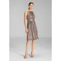 SWING Cocktailkleid - Cocktailkleid aus Plissee Taillierter Schnitt mit ausgestelltem Rockteil rosa 44