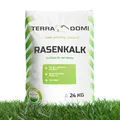 TerraDomi Rasenkalk & Gartenkalk 24kg | Beugt Moos & Pilzen vor | Zur Erhöhung des pH-Wertes saurer Böden | Für einen gesunden Rasen I Intensiviert die Düngung | Für 480m²