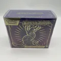 Pokémon Karmesin & Purpur Top-Trainer-Box Miraidon Deutsch Neu PET-Schutzhülle