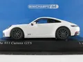 Minichamps 640 064125 Porsche 911 /992.2 Carrera GTS (2025) in weiß/schwarz 1:64