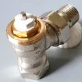 Heimeier Thermostat Ventil V- exact II voreinstellbar 1/2" Eck 3711-02.000