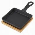 Mini Gusseisen Pfanne Quadratisch 13.8cm mit Bambus Untersetzer, Servierpfanne