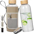 Ferexer Glasflasche 1.5 Liter Sport Borosilikat Trinkflasche Glas Wasserflasche mit Bambus Deckel mit Neoprenhülle 1500 ml / 1.5 L