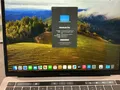 Apple MacBook Pro Retina TouchBar 13,3“ i5 2,0 Ghz 512 GB SSD 16 GB 2020 SILBER