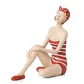 Deko Figur Badenixe mit rotem Badeanzug Schwimmbad Shabby Chic Stil Retro Lady