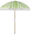 BELIANI Sonnenschirm Grün Stoff-Bespannung Rund  150 cm mit Volant Regenschutz Holzmast Neigungsfunktion Kurbel Boho Garten Outdoor Balkon Terrasse