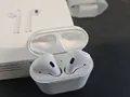 Kopfhörer Apple Air Pods 2. Generation mit Ladecase Top wenig genutzt In Ear