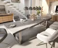 DELIFE Esstisch Edge 300x100 XL Akazie Platin Edelstahl Breit Live-Edge