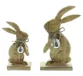 Dekoleidenschaft Osterhase aus Manogholz, Dekofigur 20+26 cm hoch, Osterdeko, Osterfigur (2 St., im Set), Hasendeko, Holzdeko, Holzfigur