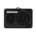 SOUNDBOKS Go – Tragbarer Bluetooth-Lautsprecher – USB-C-Aufladung Akku – Kompakter Performance-Lautsprecher für unterwegs – Spritzwasser- und stoßfest – 40 Stunden Akkulaufzeit – 121 dB (Schwarz)​