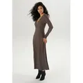 Maxikleid ANISTON SELECTED, Damen, Gr. 42, N-Gr, schwarz (schwarz, rot, grün, weiß), Single Jersey, Obermaterial: 95% Viskose, 5% Elasthan, bedruckt, gemustert, feminin, figurumspielend knöchelfrei, V-Ausschnitt, Langarm, Kleider, mit V-Ausschnitt in Wickeloptik und Unterbrustnaht