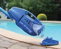 Chemoform Poolbodensauger Poolblaster Bodensauger Max Li für die Schwimmbadreinigung